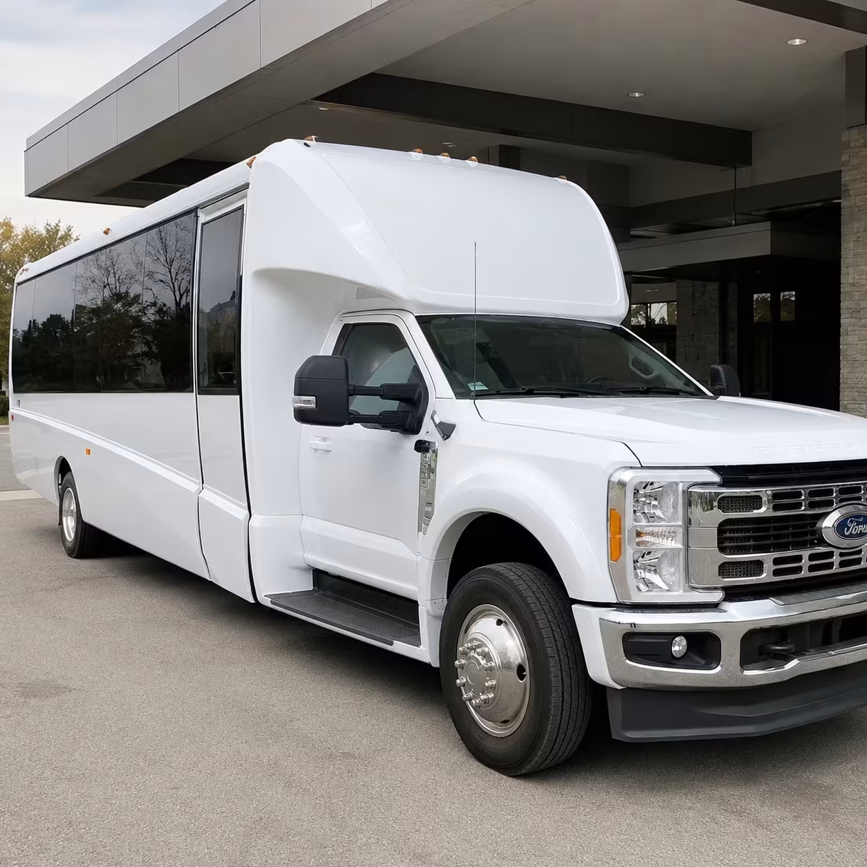 minibus rentals for smaller reno prom groups who want privacy