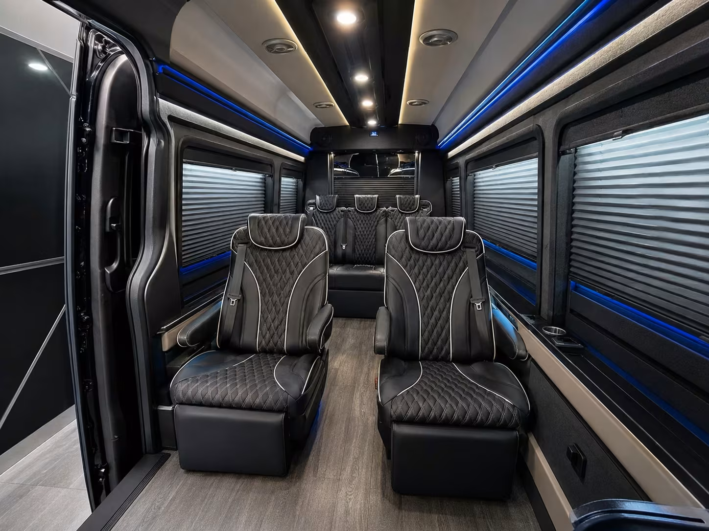 reno airport bus rentals for lake tahoe ski groups